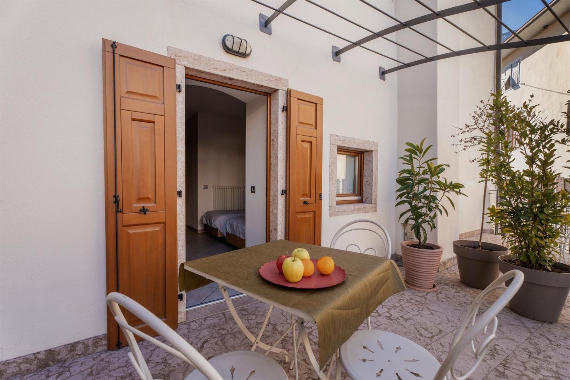 Pietra Rara Apartments Pietramurata Exteriér fotografie